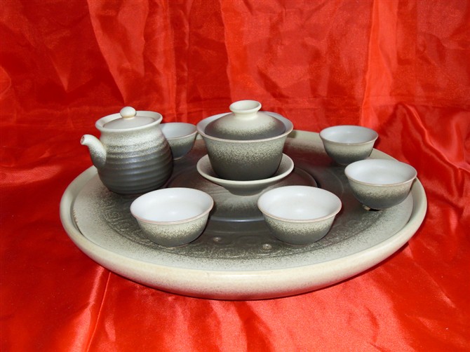 武夷山首届茶王争霸赛收样结束 收到茶样756件